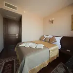 بوركين فندق