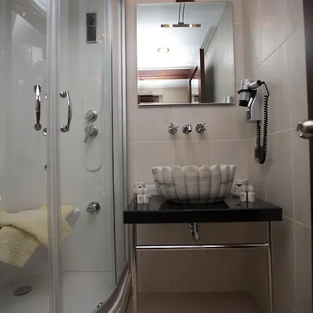 Burckin Hotell 4*