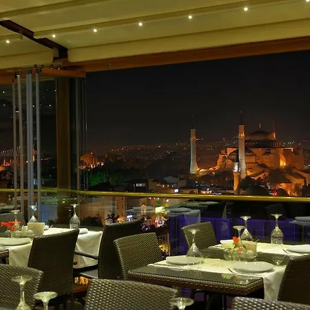 Burckin Hotel Istanboel