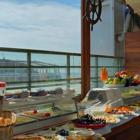 Hotel Burckin 4*