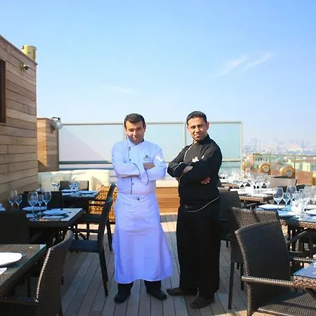 Hotel Burckin 4*